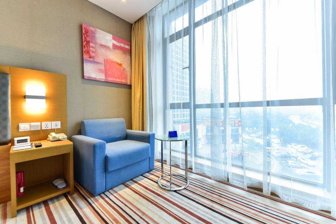 Holiday Inn Express Shanghai Jiading Industry Park By Ihg מראה חיצוני תמונה