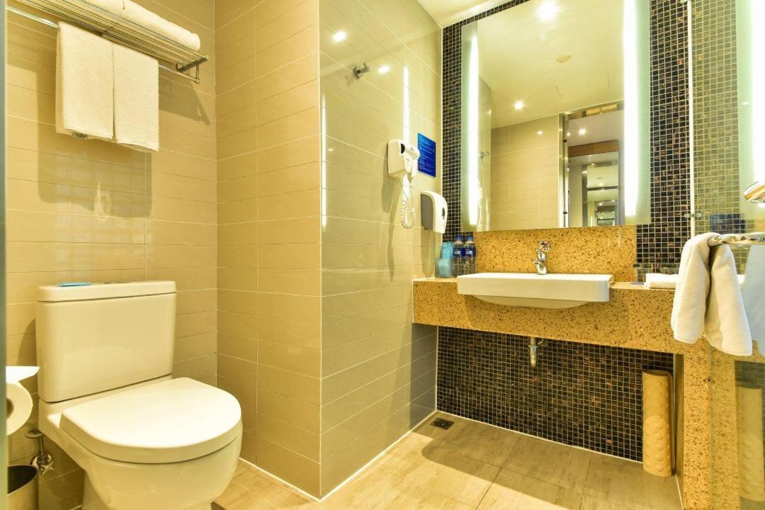 Holiday Inn Express Shanghai Jiading Industry Park By Ihg מראה חיצוני תמונה